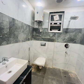 Team Area in 4 BHK Builder Floor at Ansal API Esencia, Sector 67 – for Sale