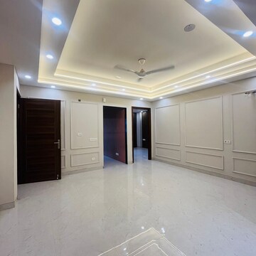 Room in 4 BHK Builder Floor at Ansal API Esencia, Sector 67 – for Sale