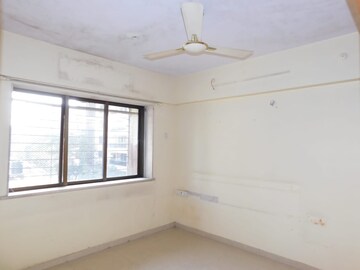 Room in 3 BHK Apartment at Basant Garden – for Sale