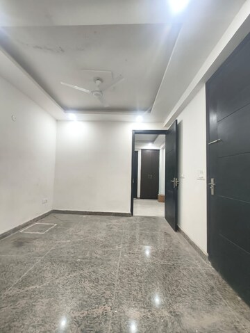 1 BHK Builder Floor For Rent in Saket