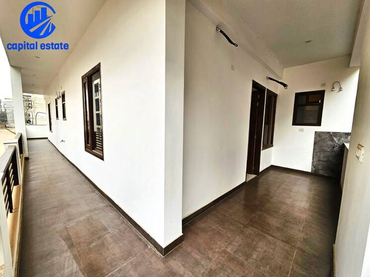 Room, peer mucchalla 3 Bedroom 1500 Sq.Ft. Apartment In Peer Mucchalla Zirakpur 8133467