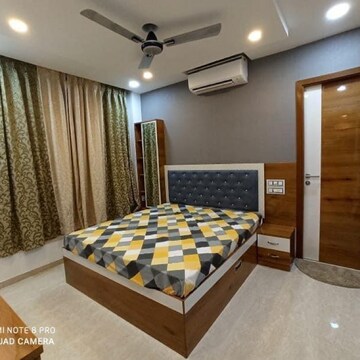 Bedroom in 3 BHK Apartment at Hiranandani Obelia The Walk, Hiranandani Estate – for Rent