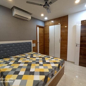 Bedroom in 3 BHK Apartment at Hiranandani Obelia The Walk, Hiranandani Estate – for Rent
