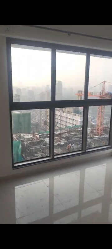 1 BHK Apartment For Rent in UK Iridium, Kandivali East