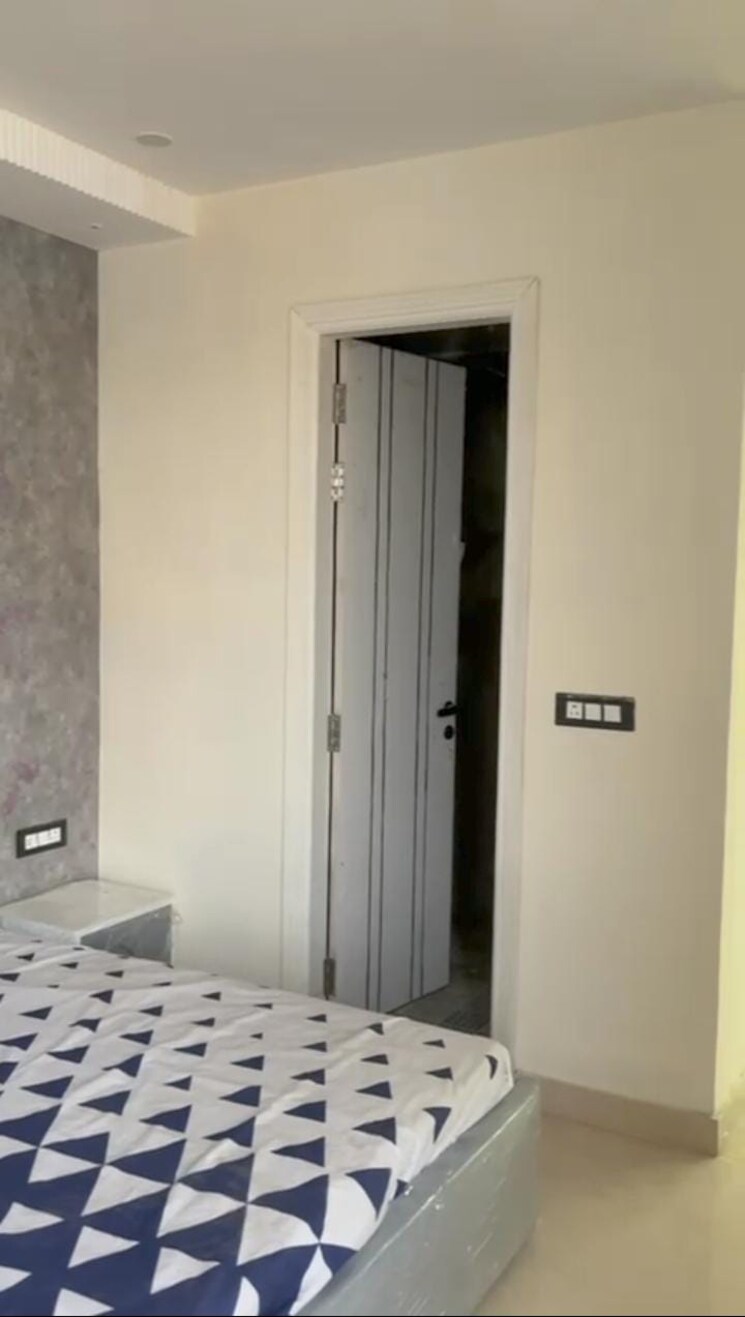 Room, parklands 3 Bedroom 150 Sq.Ft. Builder Floor In Sector 85 Faridabad 8133606