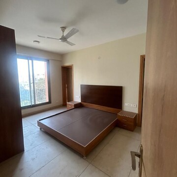 Room in 3 BHK Apartment at Bapu Nagar – for Rent