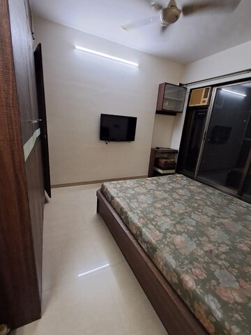Furnished Amenities in 2 BHK Apartment at Chembur – for Rent