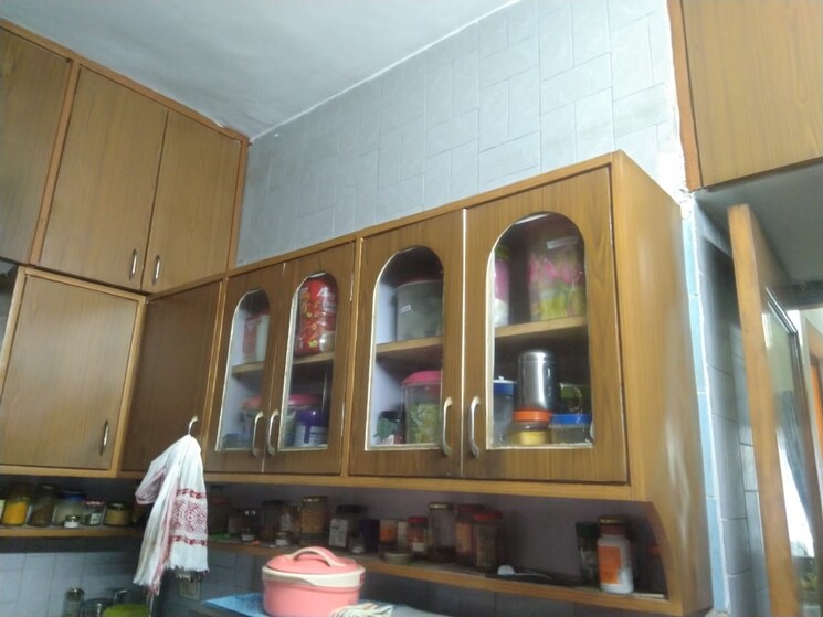 Kitchen, vasant kunj 3 Bedroom 1200 Sq.Ft. Apartment In Vasant Kunj Delhi 8133645