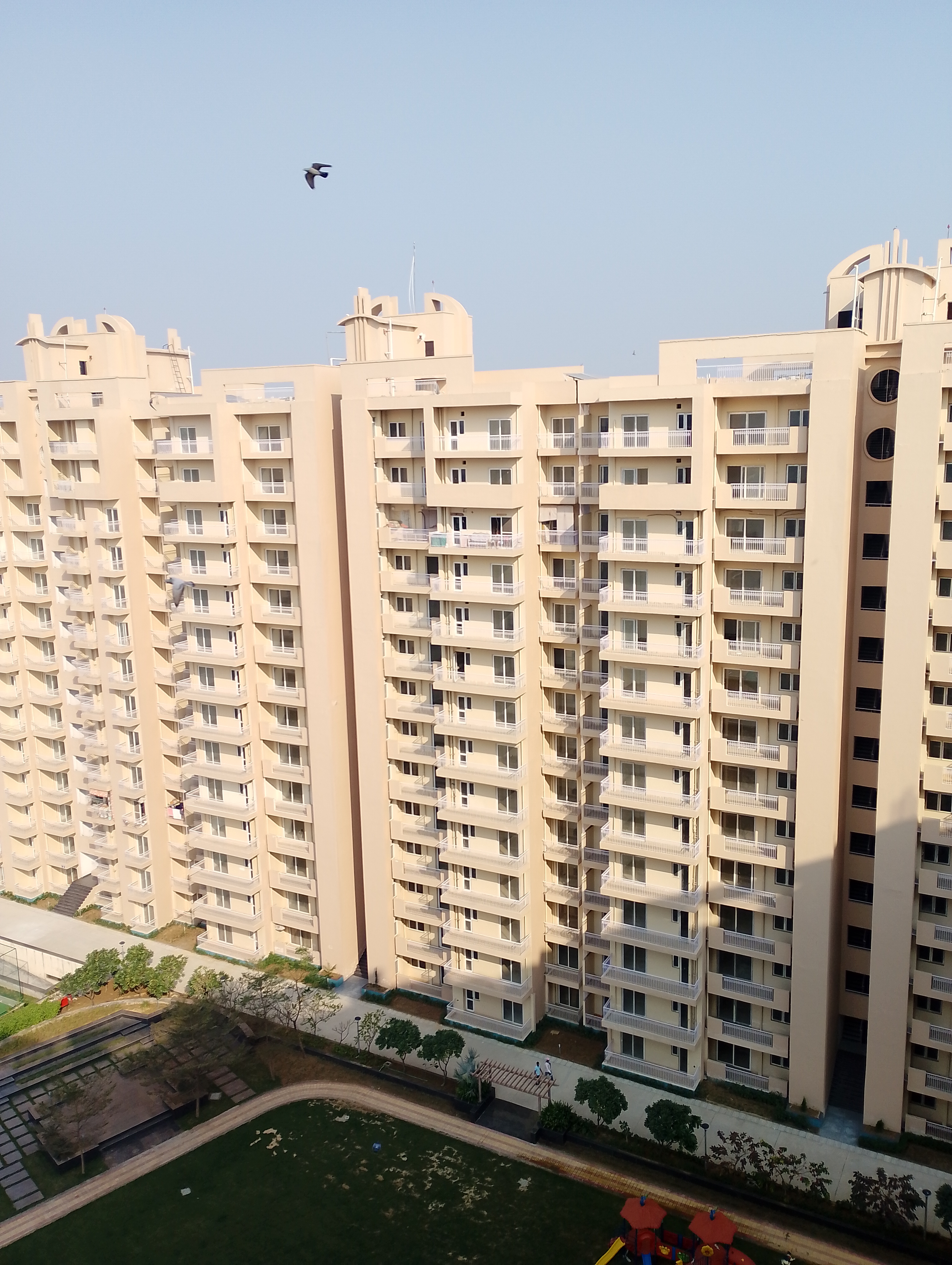 3 BHK + Pooja Room Apartment For Sale in Tashee Capital Gateway