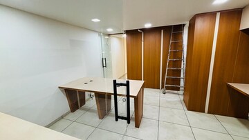  Office Space For Rent in Makarba