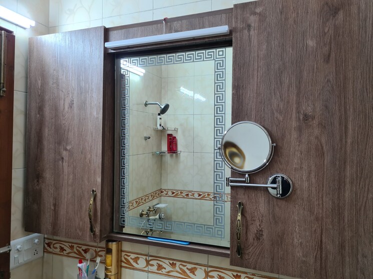 Bathroom, saket 4 Bedroom 300 Sq.Yd. Apartment In Saket Delhi 8133907