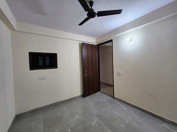 Room in 3 BHK Apartment at Sector 57 – for Rent