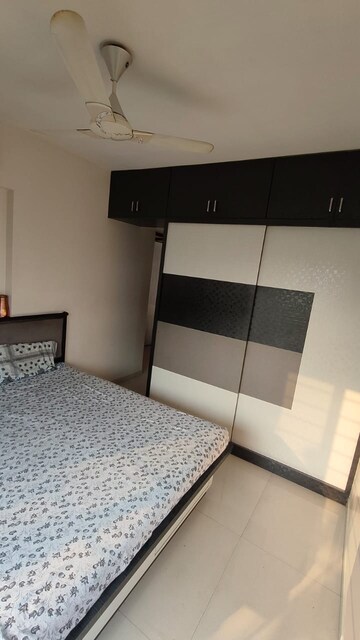 Bedroom in 3 BHK Apartment at Lower Parel – for Rent