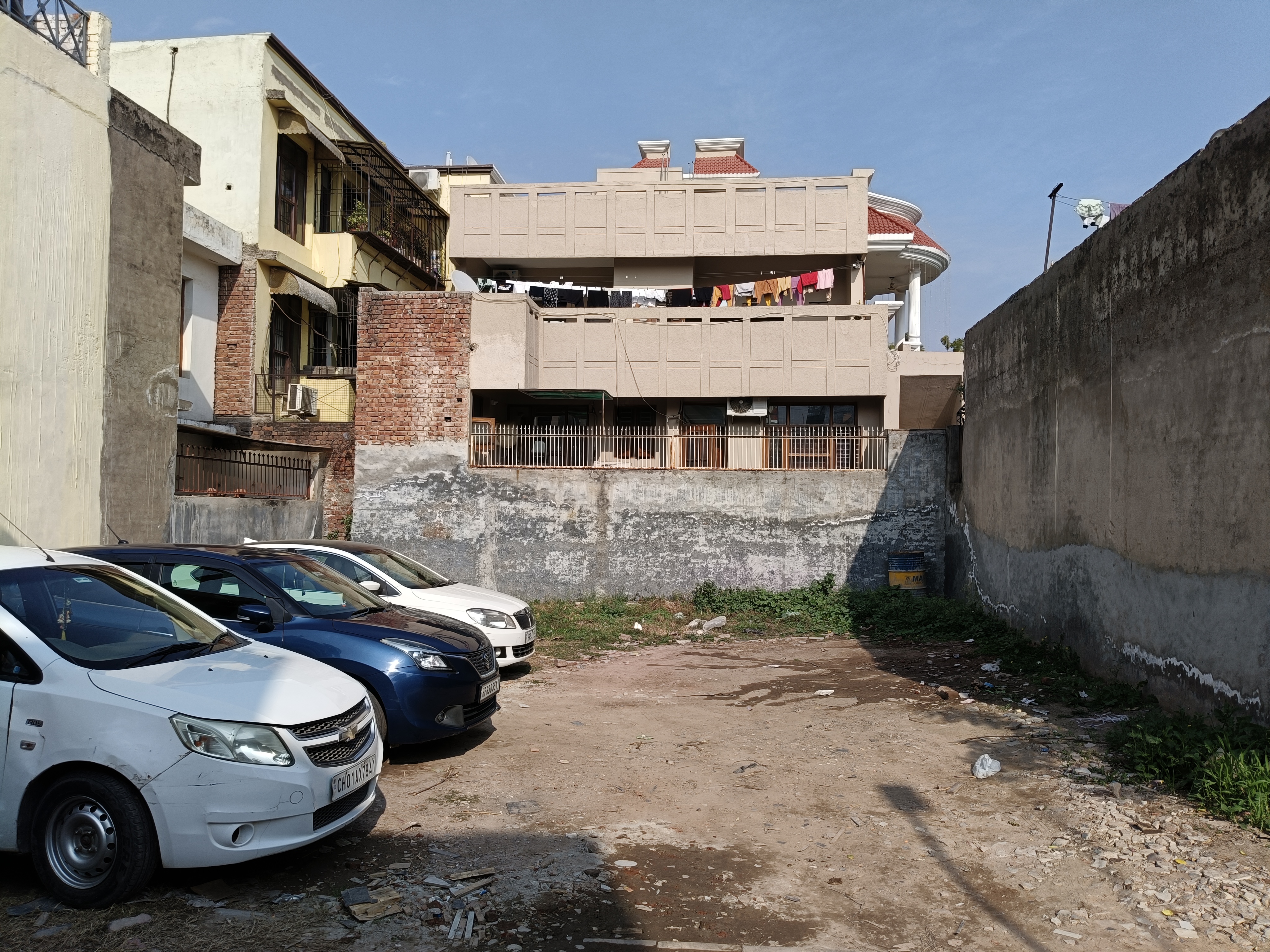 Plot For Sale in Ms Enclave 