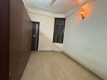 Room in 1 BHK Builder Floor at Saket – for Rent