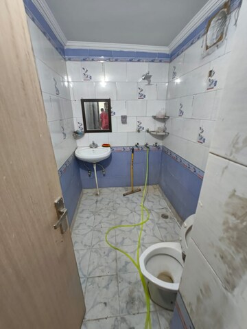 Bathroom in 3 BHK Apartment at Paschim Vihar – for Rent