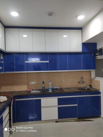 Kitchen in 3 BHK Apartment at Omaxe R2, Gomti Nagar – for Rent