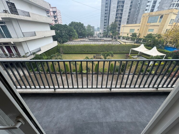 Balcony, ghazipur 3 Bedroom 1200 Sq.Ft. Builder Floor In Ghazipur Zirakpur 8134134