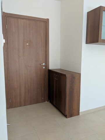 Room in 2 BHK Apartment at Bhartiya Nikoo Homes, Thanisandra Main Road – for Rent