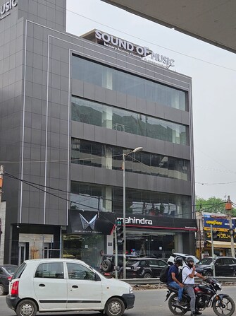 Commercial Showroom 24000 Sq.Ft. For Rent in Arjan Garh Delhi  8134201