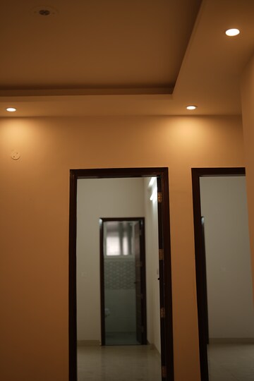 Furnished Amenities in 3 BHK Apartment at Kharar Mohali Road – for Rent