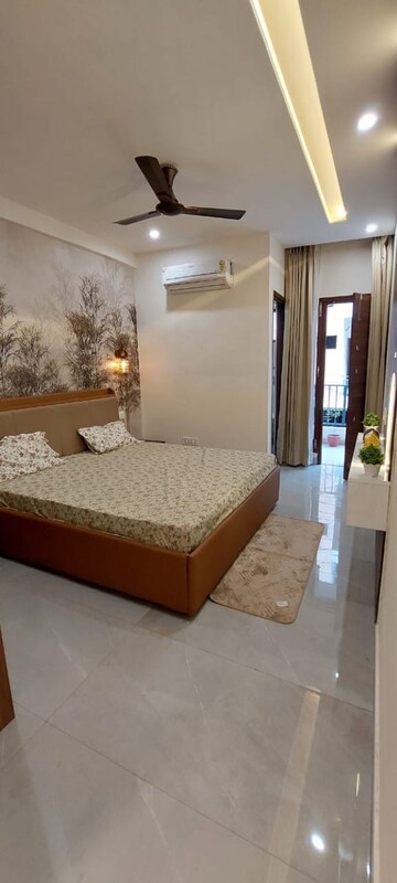 Bedroom in 3 BHK Builder Floor at Patiala Road – for Sale