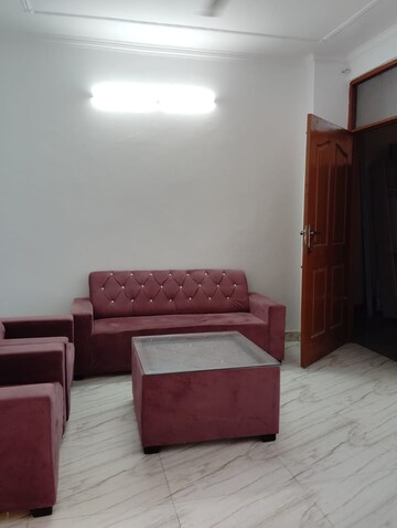 Bedroom in 2 BHK Builder Floor at Saket – for Rent