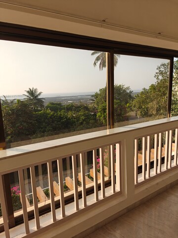 Balcony in 4 BHK Apartment at Bandra West – for Rent