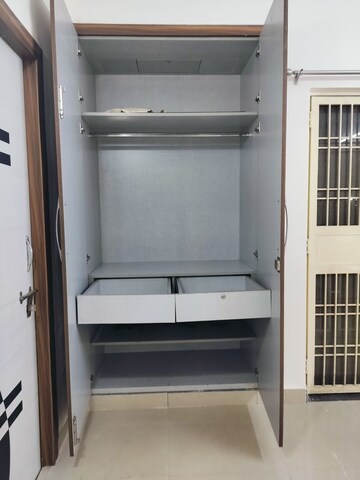 Furnished Amenities in 2 BHK Independent House at RWA Apartments Sector 52, Sector 52 – for Rent