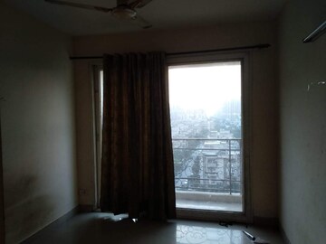 Room in 1 BHK Apartment at Vasundhara Sector 1 – for Rent