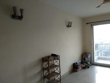Room in 1 BHK Apartment at Vasundhara Sector 1 – for Rent
