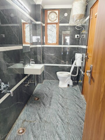 Kitchen in 2 BHK Builder Floor at Saket – for Rent