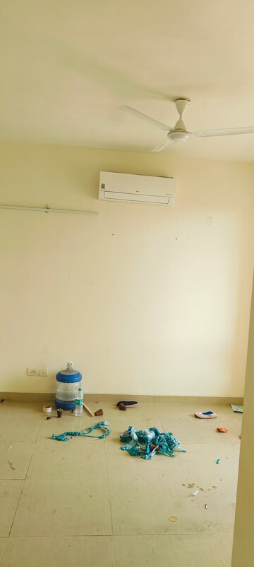 Furnished Amenities in 2 BHK Apartment at Emaar Emerald Estate, Sector 65 – for Rent