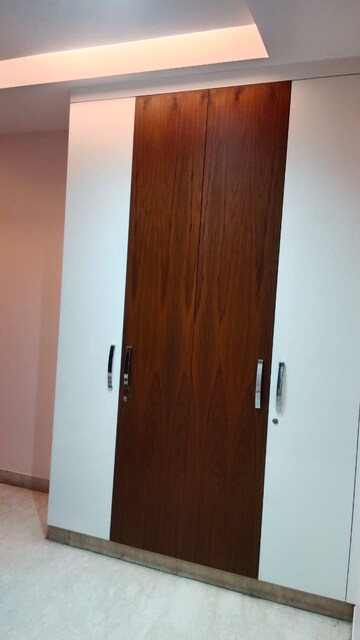 Furnished Amenities in 4 BHK Builder Floor at Safdarjung Development Area – for Rent