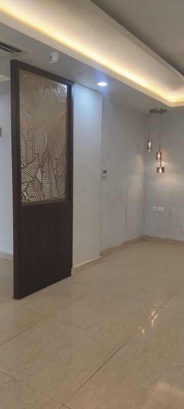 Bathroom in 3.5 BHK Apartment at MI Rustle Court, Gomti Nagar – for Rent