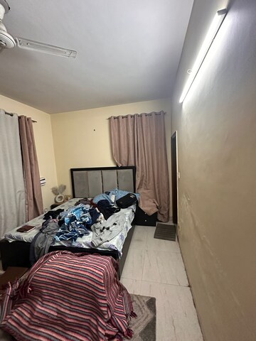 Master Bedroom in 3 BHK Independent House at RWA Apartments Sector 52, Sector 52 – for Rent