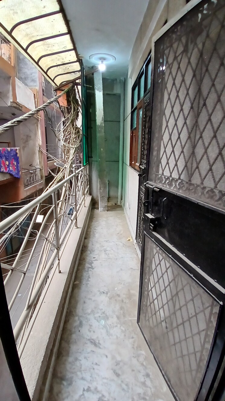 Exterior View, abul fazal enclave part 1 3 Bedroom 900 Sq.Ft. Apartment In Abul Fazal Enclave Part 1 Delhi 8134463