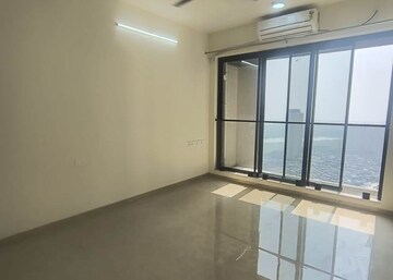 Room in 2 BHK Apartment at Sugee Atharva, Prabhadevi – for Rent