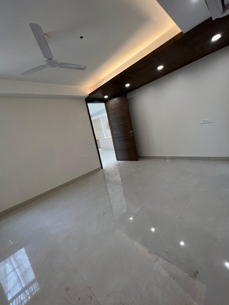 Room, chattarpur 2 Bedroom 80 Sq.Yd. Builder Floor In Chattarpur Delhi 8134581