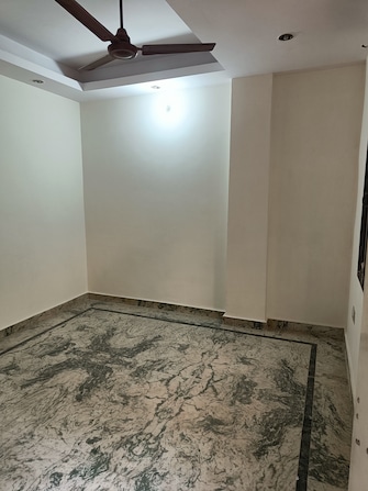 2.5 BHK Builder Floor For Rent in Preet Vihar Delhi  8134589