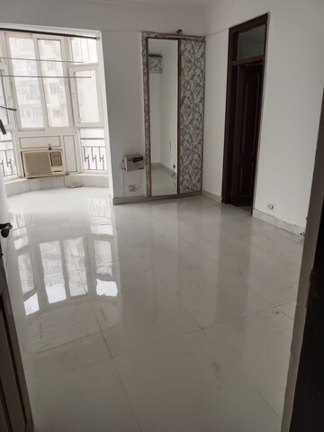 3 BHK Apartment For Sale in Uttam Nagar