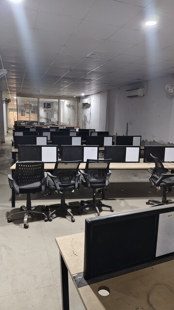 Team Area in  Office Space at Moti Nagar – for Rent