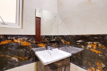Kitchen in 1 RK Builder Floor at Sector 27 – for Rent
