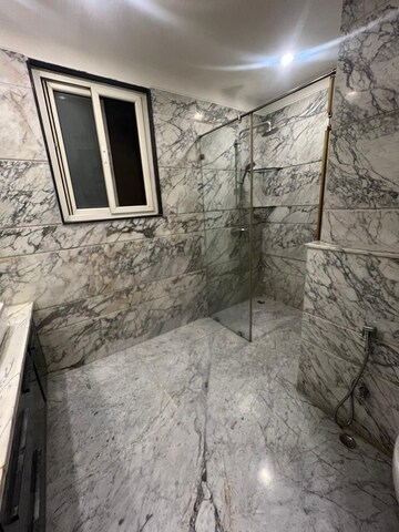Room in 4 BHK Builder Floor at Dlf Cyber City, Sector 24 – for Rent