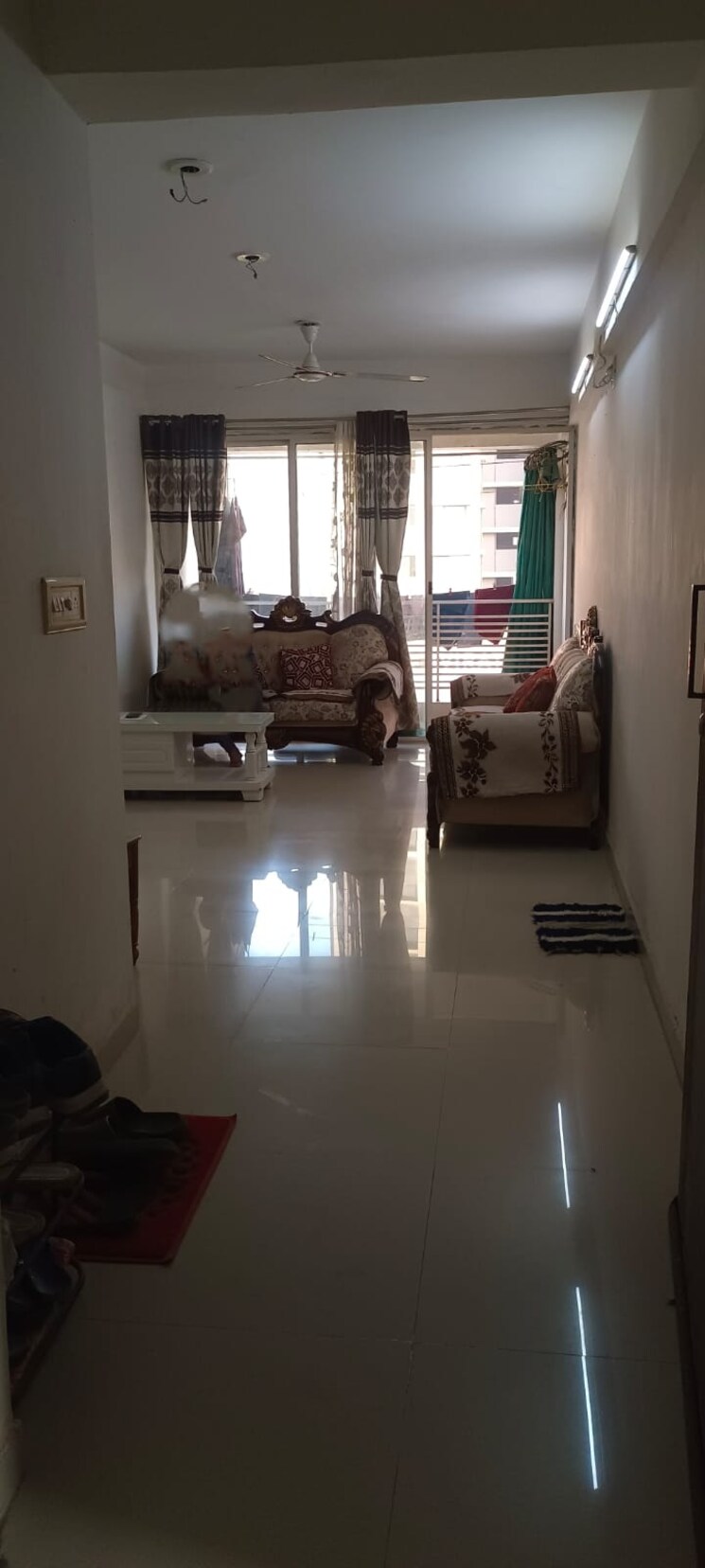 Living Room, icb-flora 3 Bedroom 1710 Sq.Ft. Apartment In Gota Ahmedabad 8134701