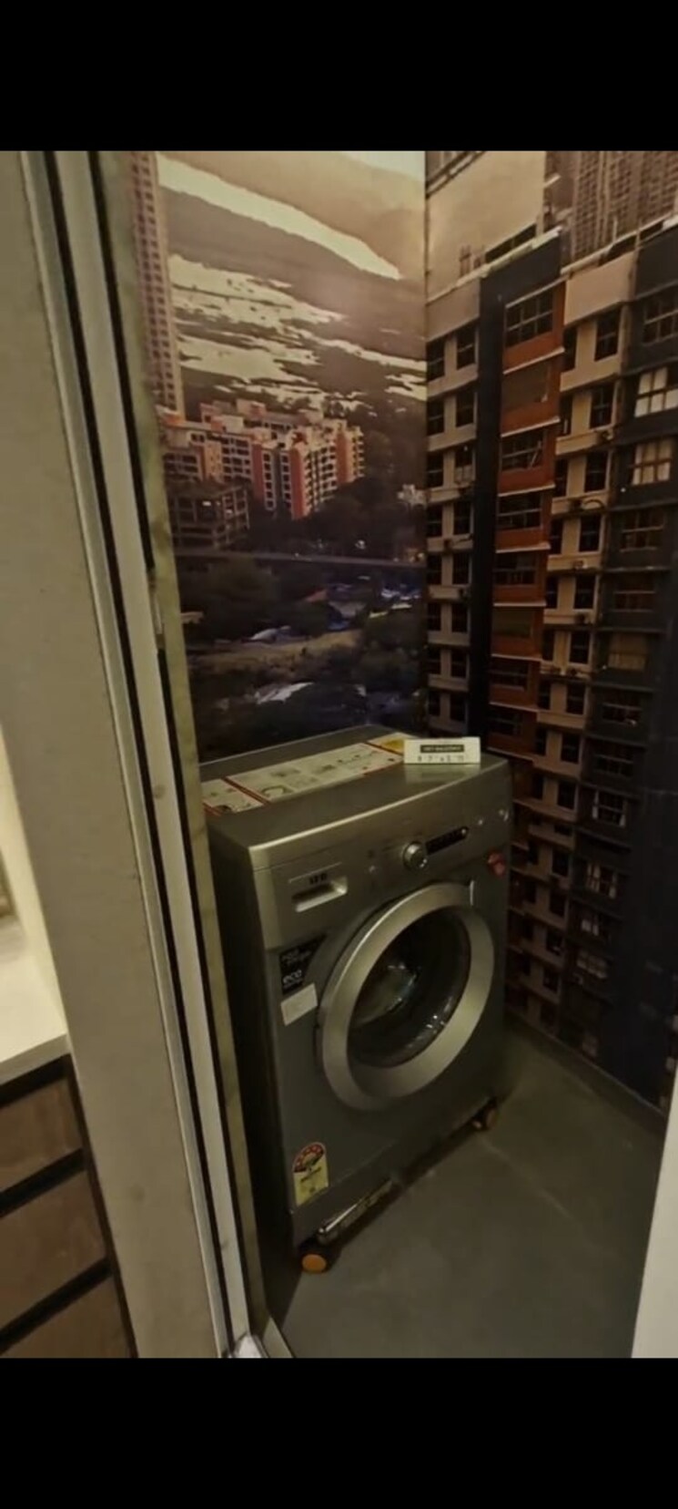  Parking, asmi-dreamz 4 Bedroom 1533 Sq.Ft. Apartment In Goregaon West Mumbai 8134705