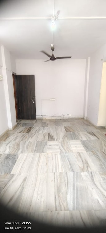 2 BHK Apartment For Rent in Shaheed Bhagat Singh CHS Andheri East Mumbai  8134697