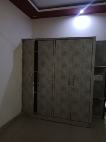 Room in 1.5 BHK Independent House at Ansals Sushant City – for Rent