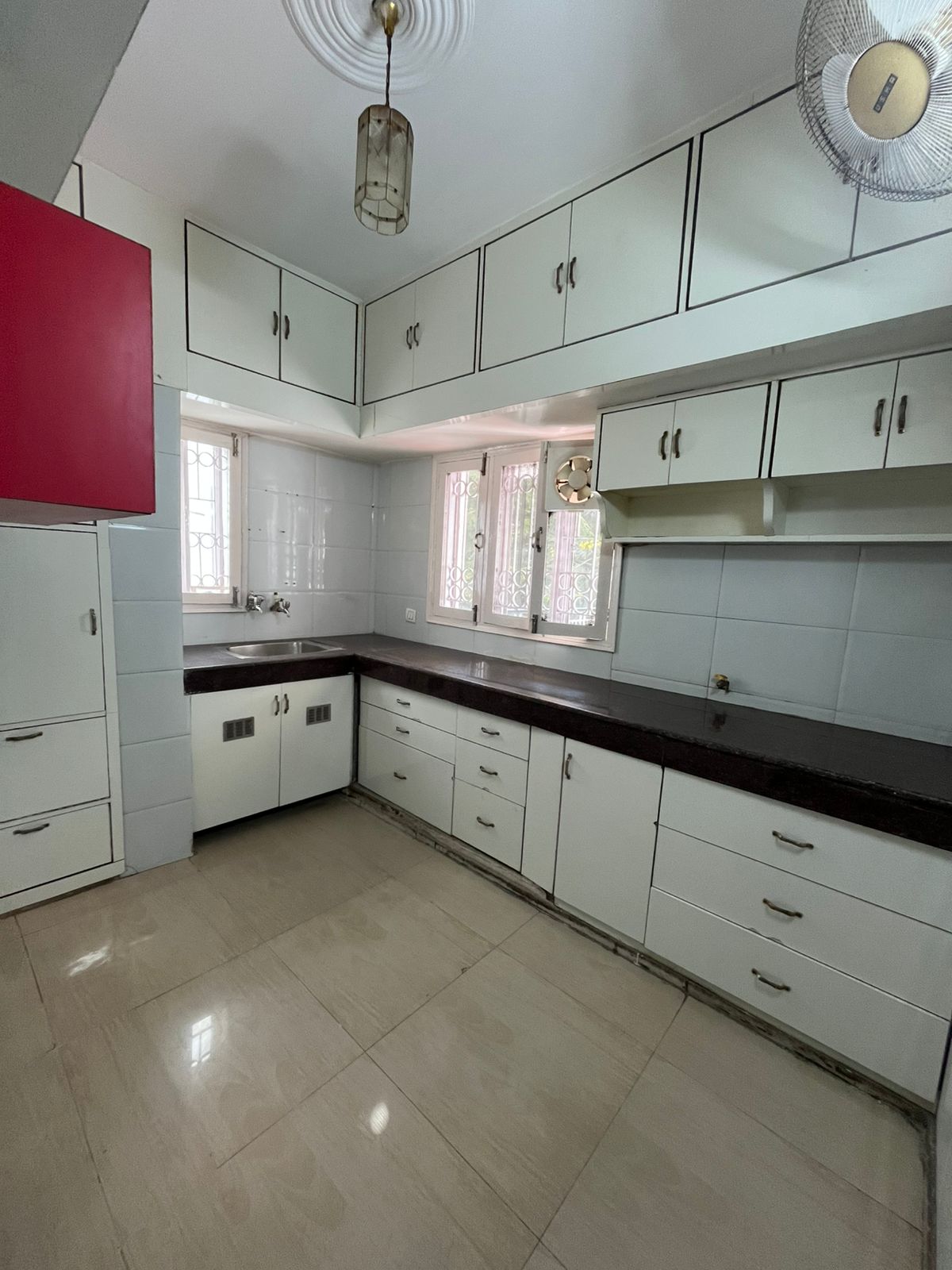 3 BHK + Extra Room Apartment For Sale in Saraswati Apartment Secto