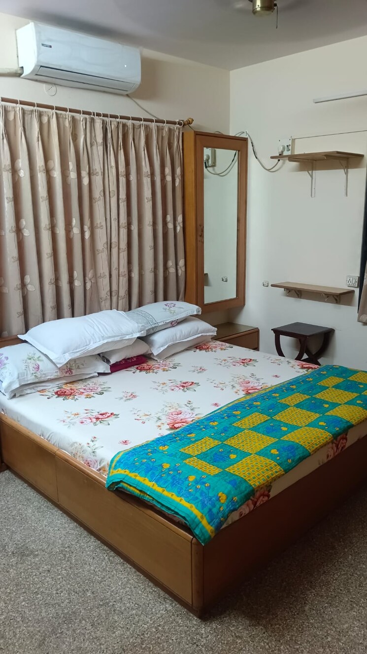 Bedroom, palash-towers 3 Bedroom 1350 Sq.Ft. Apartment In Andheri West Mumbai 8134741